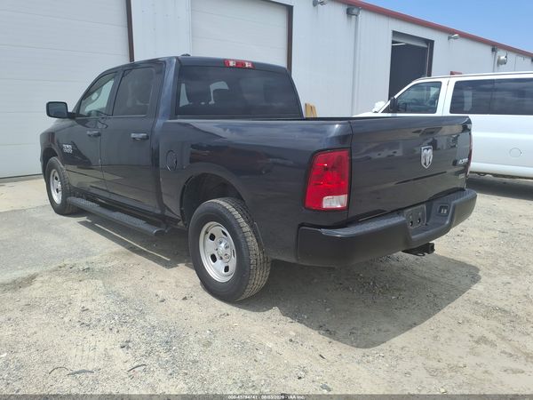 2018 RAM 1500 ST