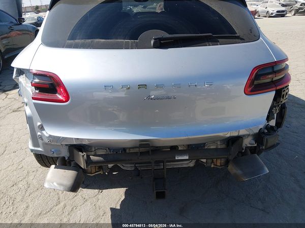 2018 PORSCHE MACAN