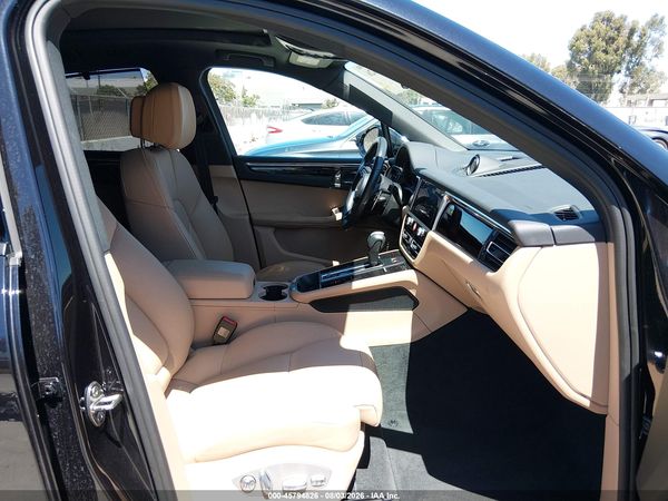 2024 PORSCHE MACAN T