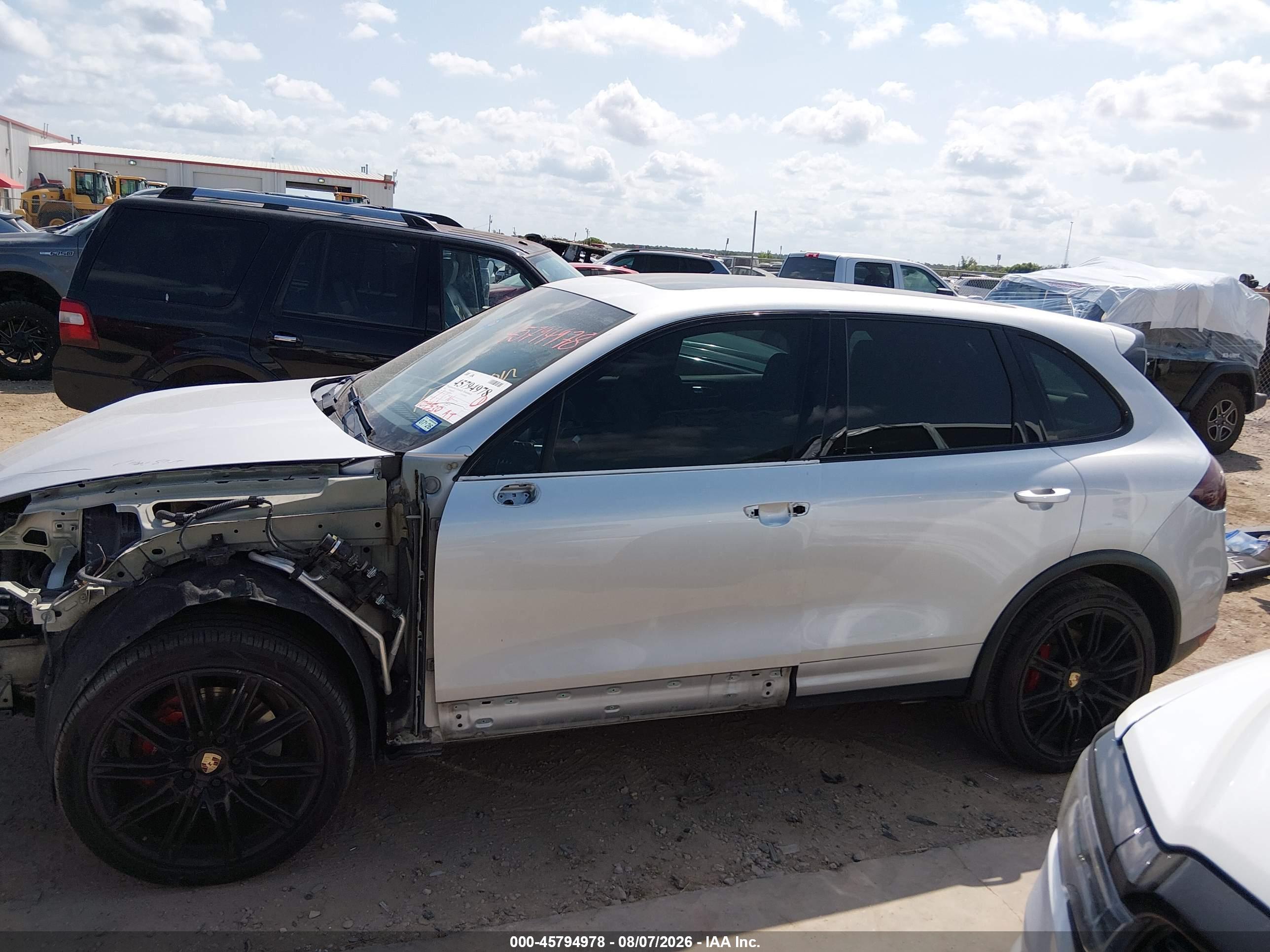 2012 PORSCHE CAYENNE S