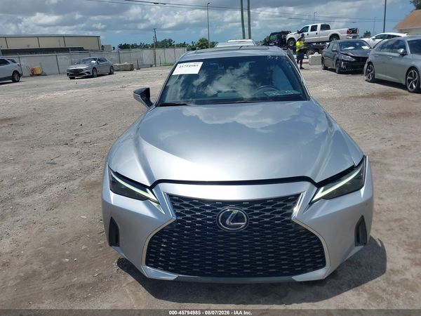 2023 LEXUS IS 300 300 Comfort