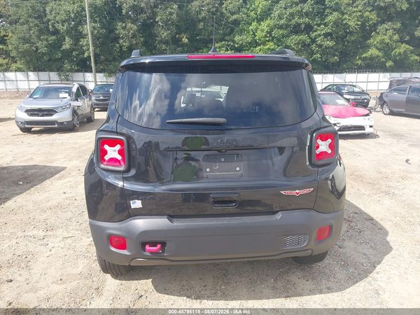 2023 JEEP RENEGADE TRAILHAWK 4X4