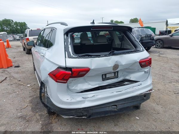 2018 VOLKSWAGEN TIGUAN 2.0T SE/2.0T SEL — I6