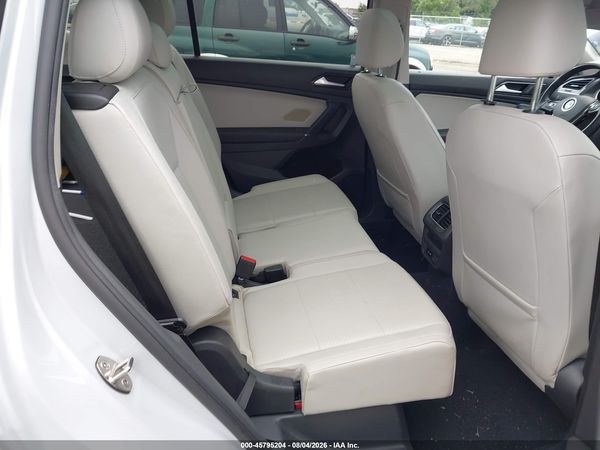 2018 VOLKSWAGEN TIGUAN 2.0T SE/2.0T SEL — I8