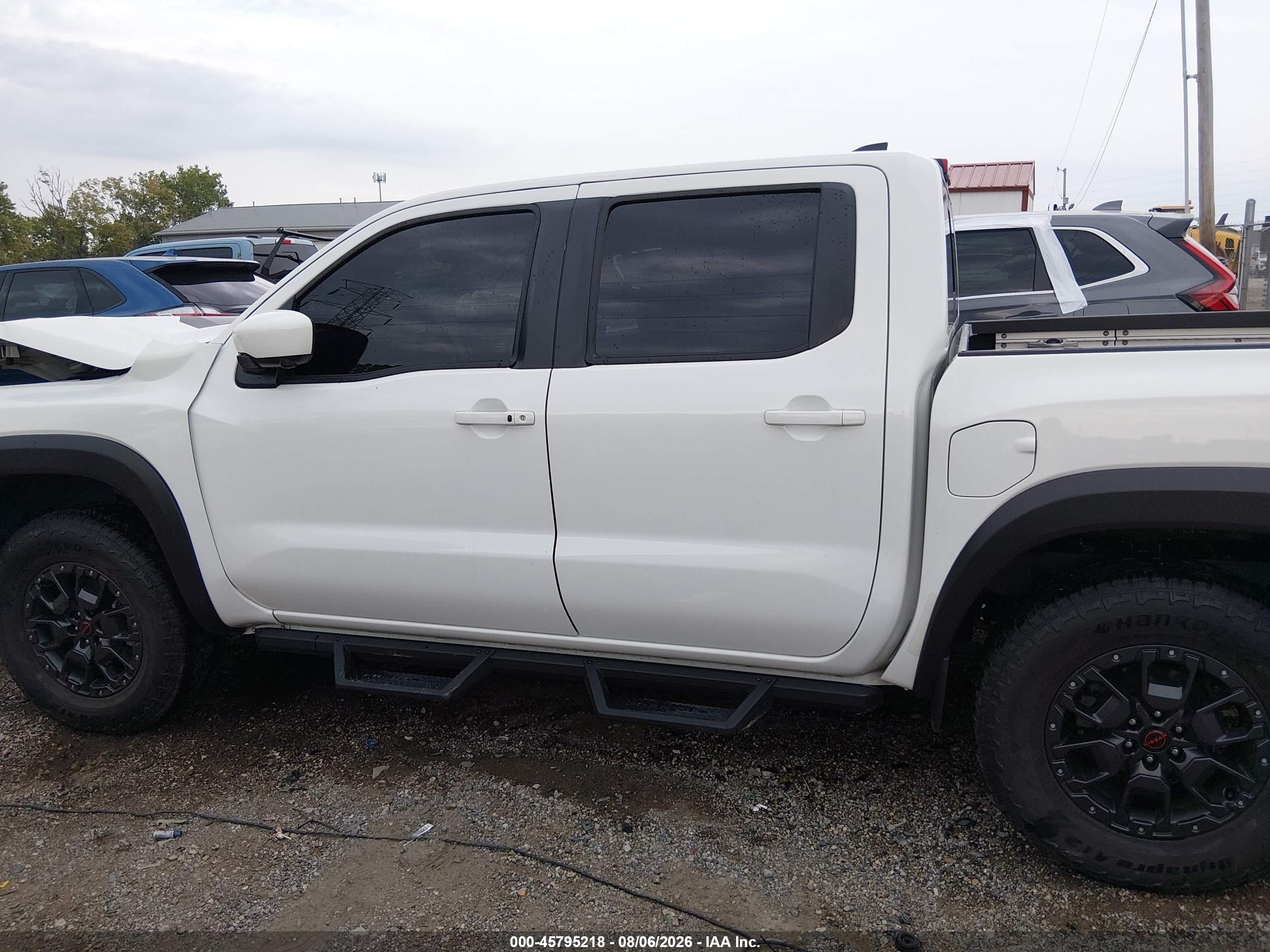 2023 NISSAN FRONTIER PRO-4X 4X4