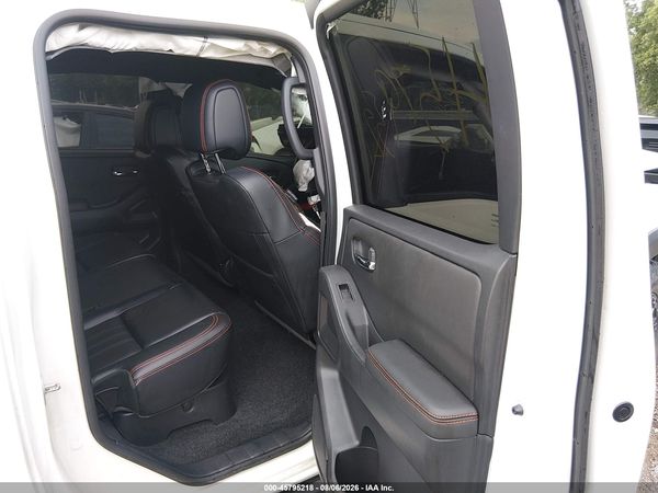 2023 NISSAN FRONTIER PRO-4X 4X4