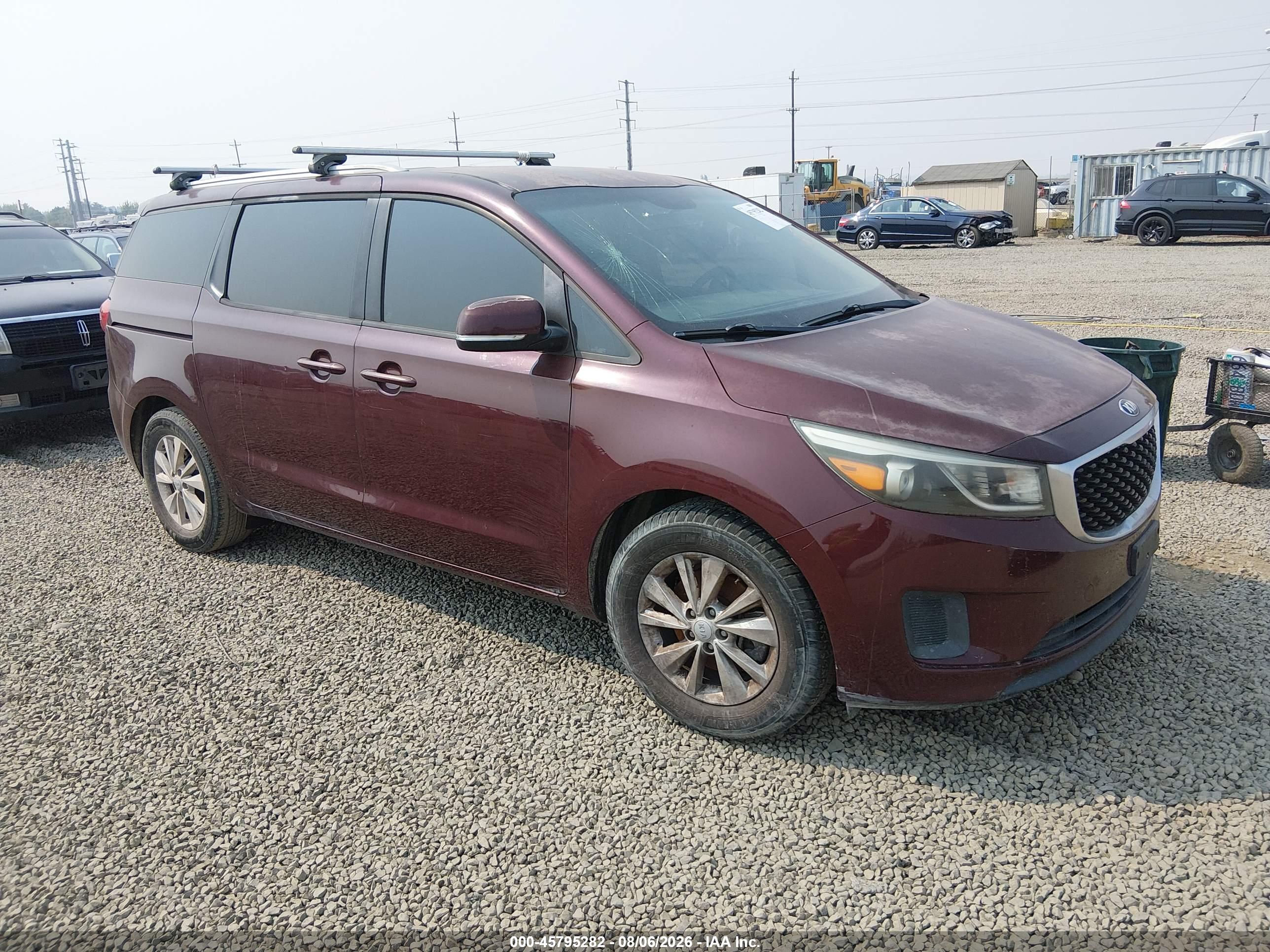 2016 KIA SEDONA LX