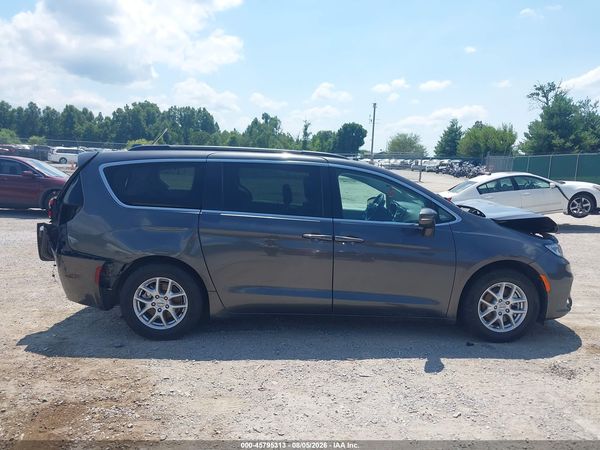 2022 CHRYSLER PACIFICA TOURING L — I116