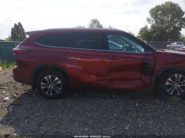 2021 TOYOTA HIGHLANDER XLE