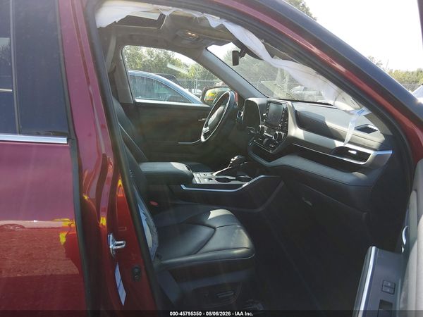2021 TOYOTA HIGHLANDER XLE