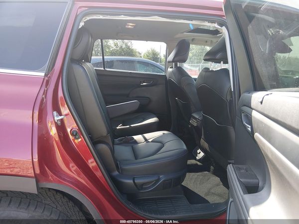 2021 TOYOTA HIGHLANDER XLE