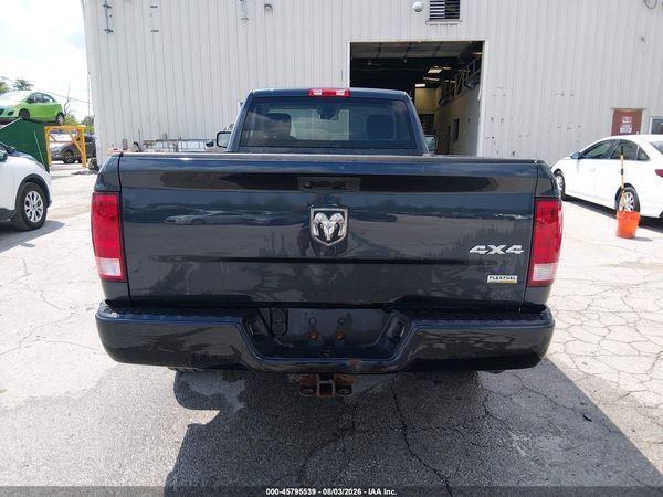 2019 RAM 1500 CLASSIC TRADESMAN  4X4 8' BOX