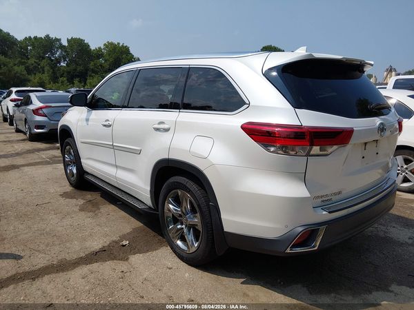 2017 TOYOTA HIGHLANDER LIMITED PLATINUM