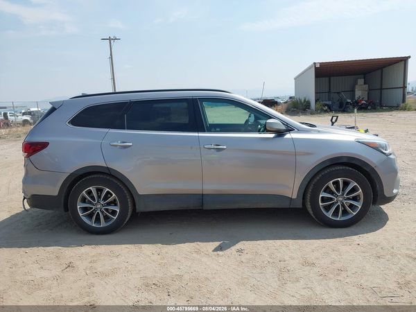 2017 HYUNDAI SANTA FE SE