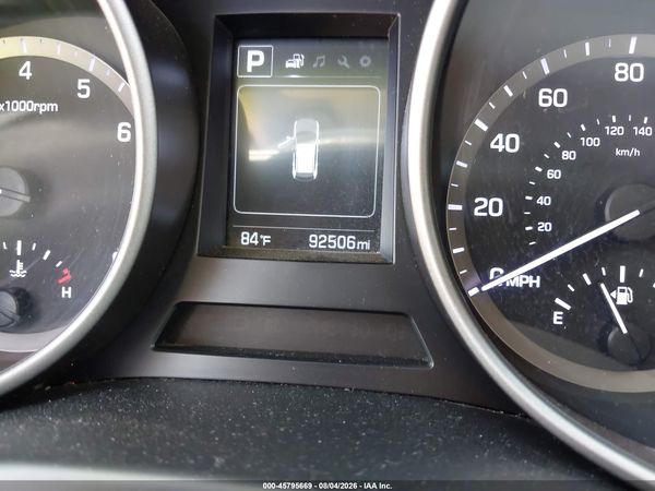 2017 HYUNDAI SANTA FE SE
