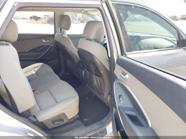 2017 HYUNDAI SANTA FE SE