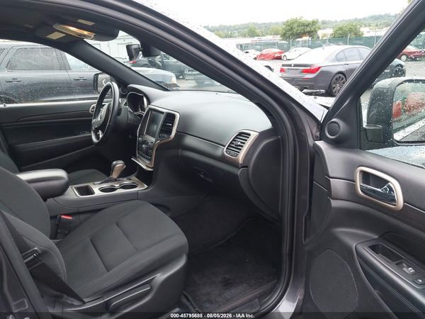 2017 JEEP GRAND CHEROKEE LAREDO