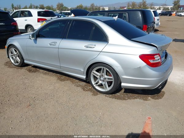 2013 MERCEDES-BENZ C 250 SPORT