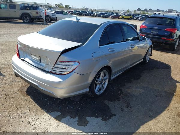 2013 MERCEDES-BENZ C 250 SPORT