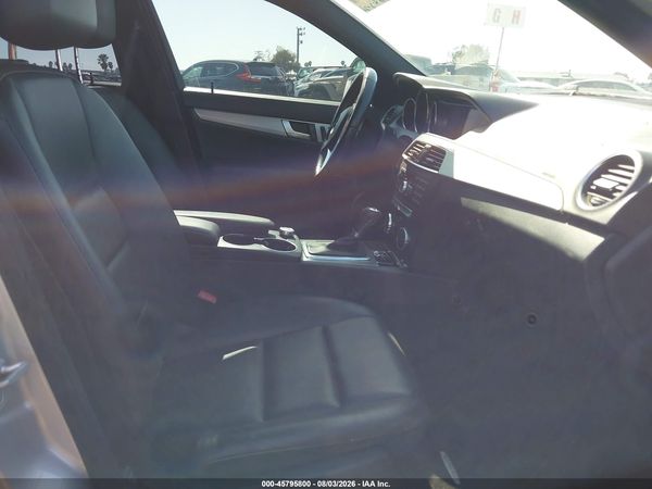2013 MERCEDES-BENZ C 250 SPORT