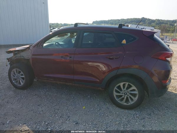 2016 HYUNDAI TUCSON SE