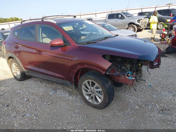 2016 HYUNDAI TUCSON SE