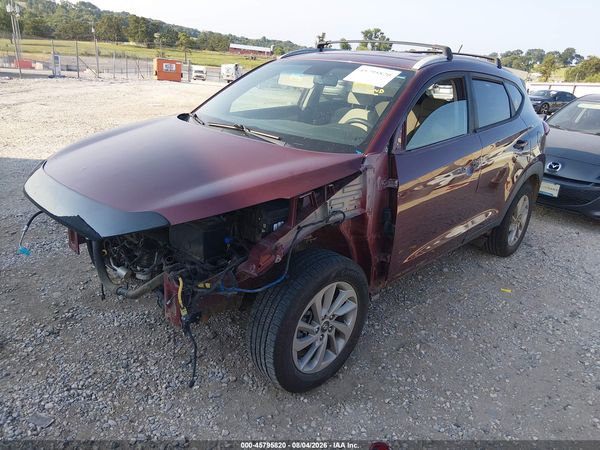 2016 HYUNDAI TUCSON SE