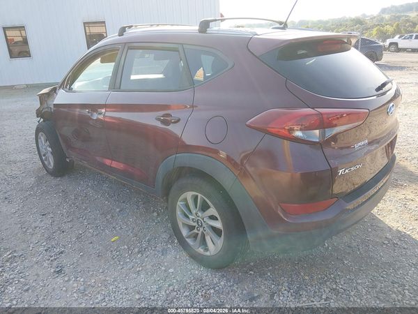 2016 HYUNDAI TUCSON SE