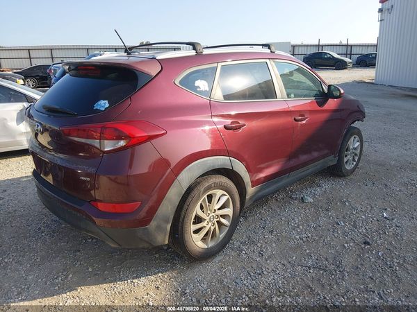 2016 HYUNDAI TUCSON SE