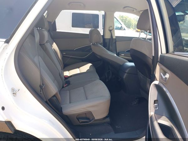 2016 HYUNDAI SANTA FE SE