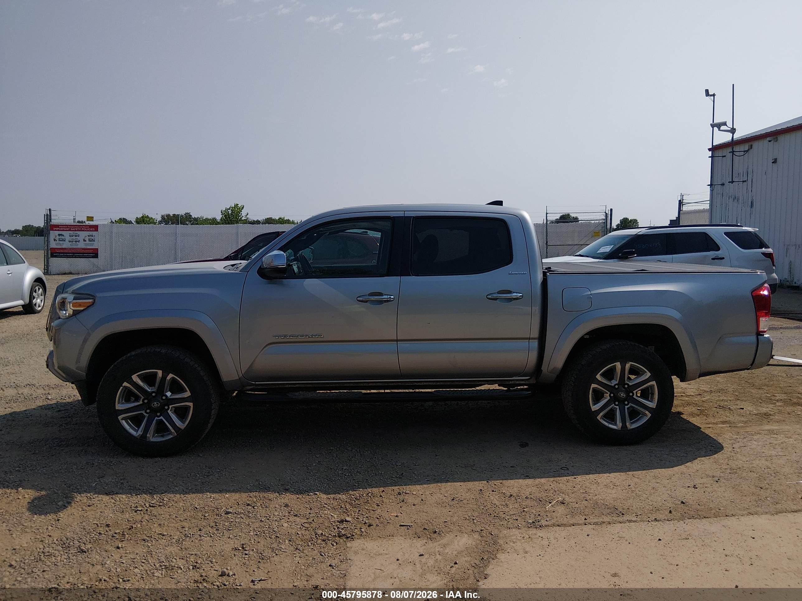2016 TOYOTA TACOMA LIMITED