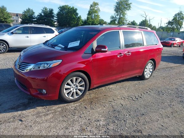 2015 TOYOTA SIENNA