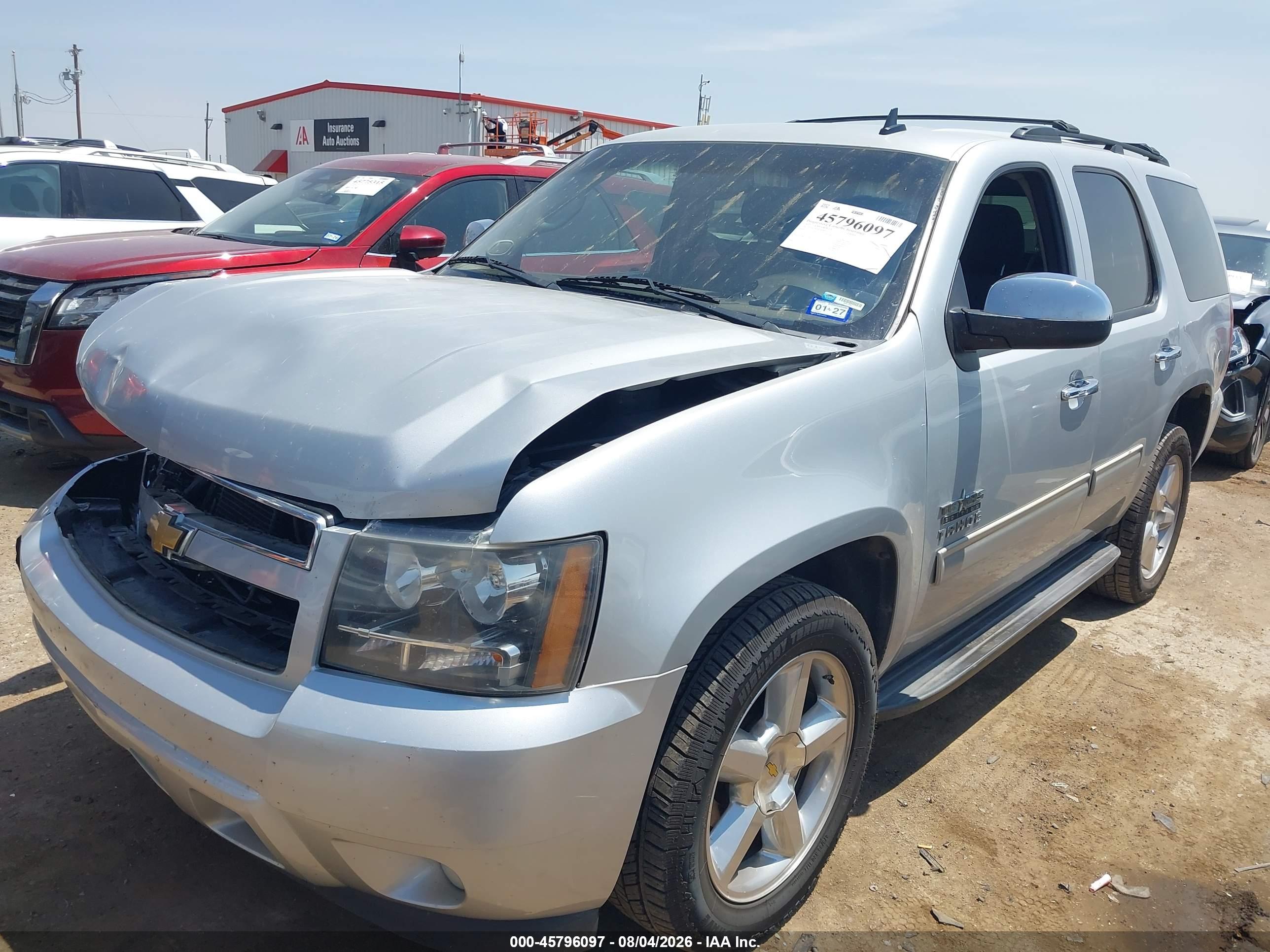 2013 CHEVROLET TAHOE LS — I2