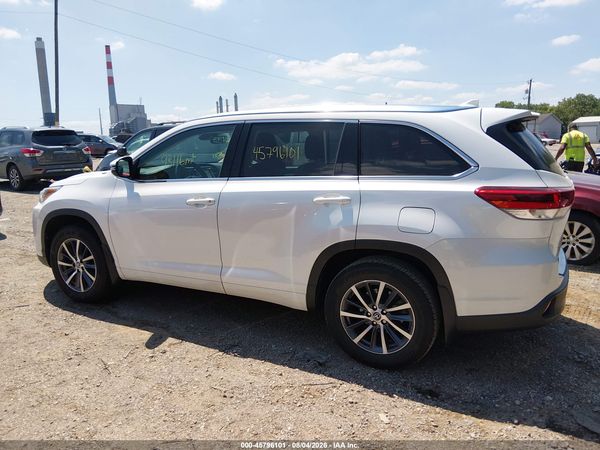 2018 TOYOTA HIGHLANDER XLE