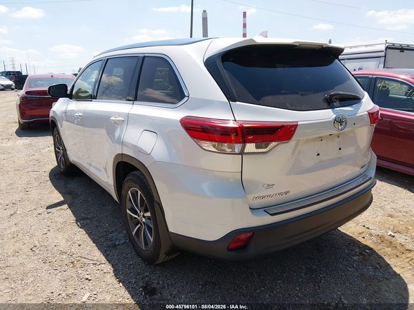 2018 TOYOTA HIGHLANDER XLE