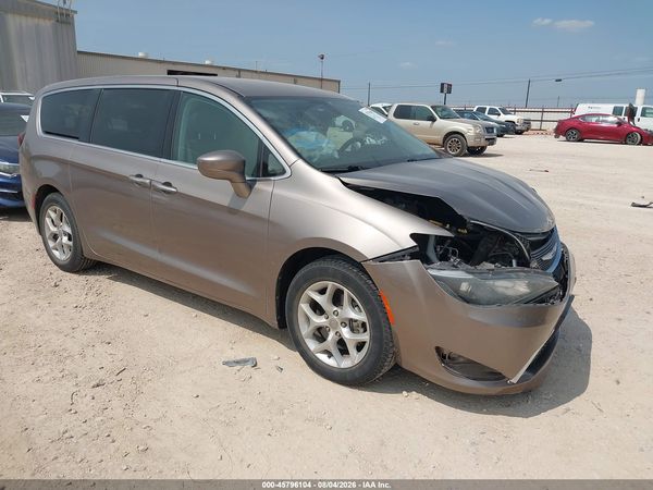 2018 CHRYSLER PACIFICA TOURING PLUS — I1
