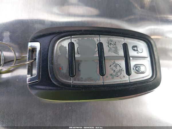 2018 CHRYSLER PACIFICA TOURING PLUS — I11