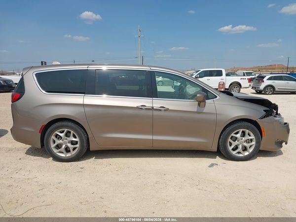 2018 CHRYSLER PACIFICA TOURING PLUS — I116