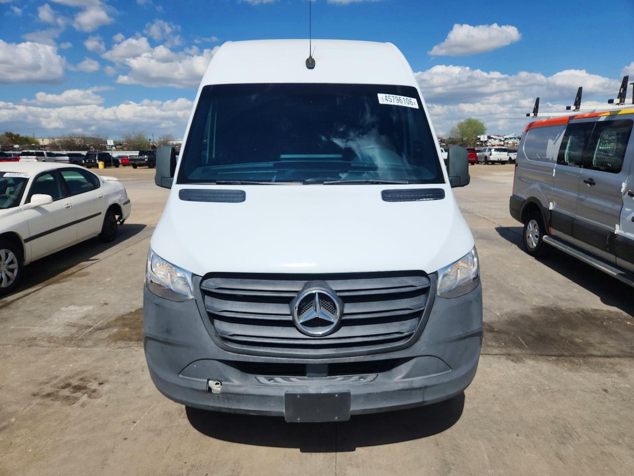 2020 MERCEDES-BENZ SPRINTER 907 (VS30)