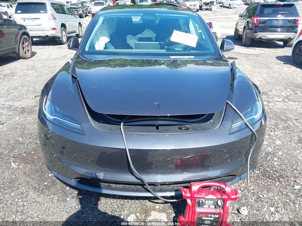 2026 TESLA MODEL 3