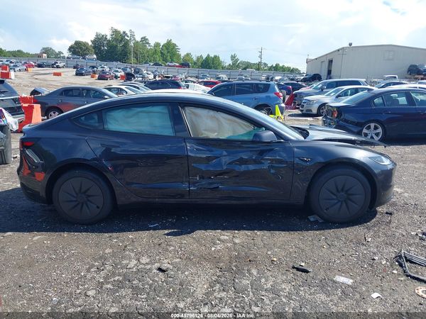 2026 TESLA MODEL 3