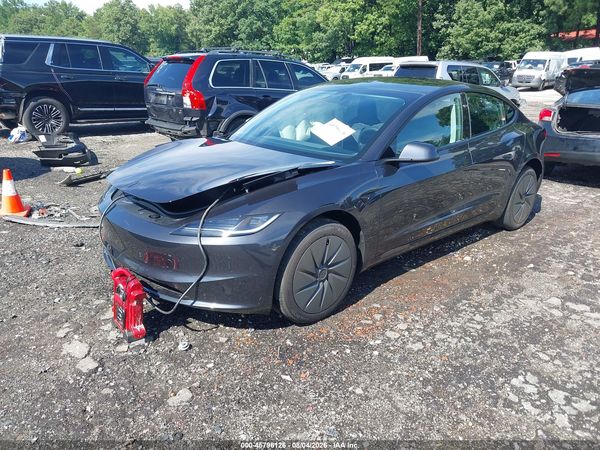2026 TESLA MODEL 3