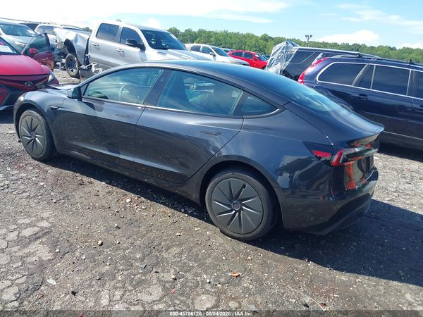 2026 TESLA MODEL 3