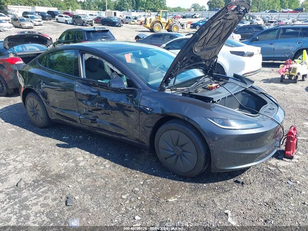 2026 TESLA MODEL 3