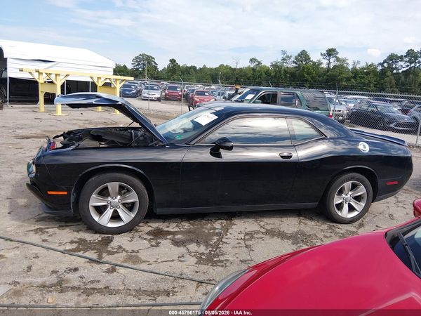 2018 DODGE CHALLENGER SXT