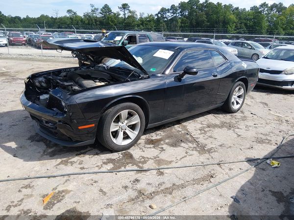 2018 DODGE CHALLENGER SXT