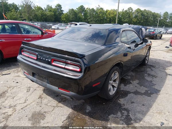 2018 DODGE CHALLENGER SXT