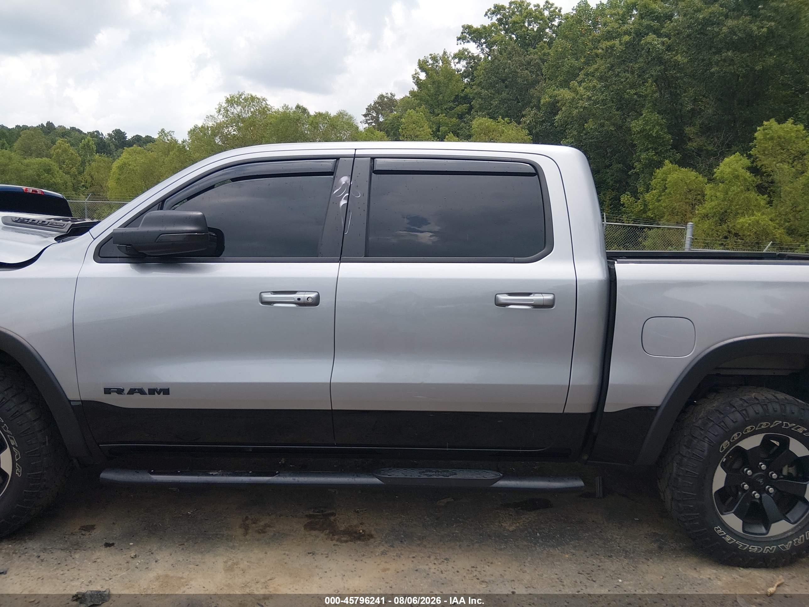 2020 RAM 1500 REBEL  4X4 5'7 BOX