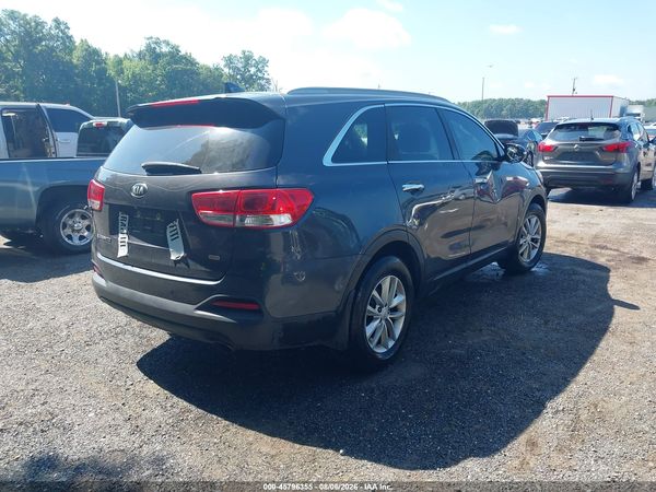 2017 KIA SORENTO 2.4L LX