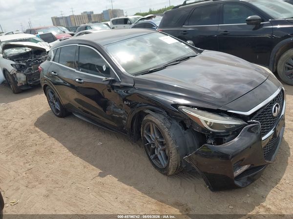 2018 INFINITI QX30 SPORT